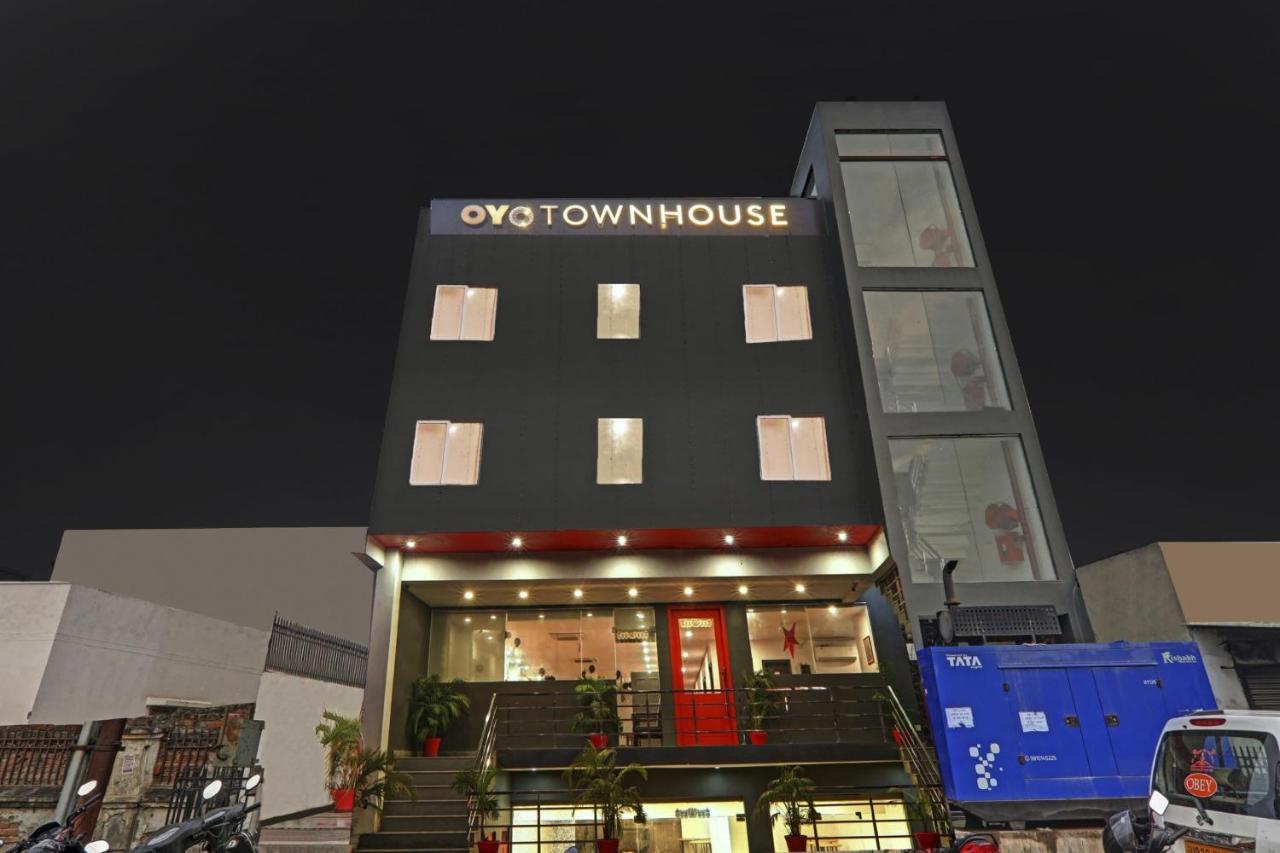 Hotel Townhouse The Shubham Bijnaur Exterior foto